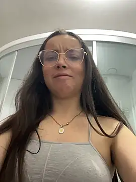 Snapshot of ana_ev chatting on March 5, 2026, 10:48 pm ana ev online show from March 5, 2026, 10:48 pm