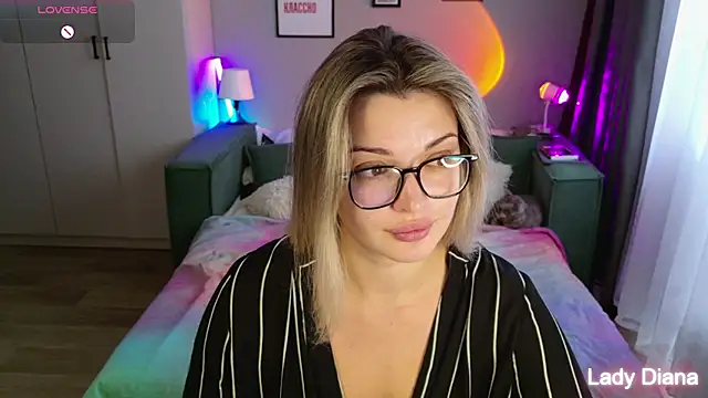 LancasterLady online show from October 9, 2025, 11:33 am