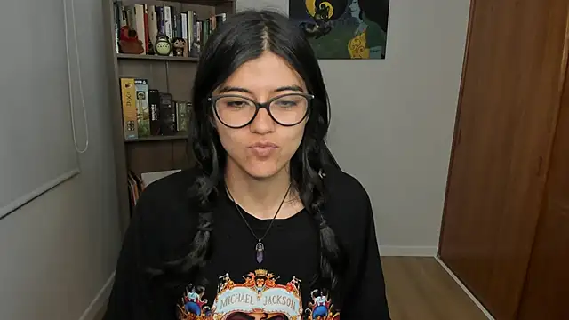 valerie  skyy online show from January 19, 2026, 2:59 am