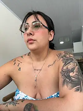 my-kitty online show from June 17, 2026, 9:03 pm