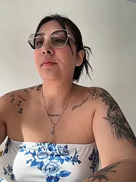 my-kitty online show from June 5, 2026, 8:58 pm