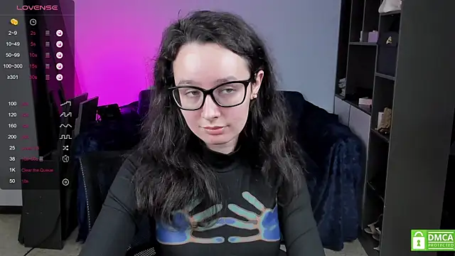 Agatta Smith online show from March 18, 2026, 7:00 am