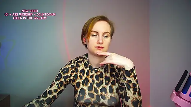 Snapshot of RandyCherry chatting on August 2, 2026, 3:31 pm RandyCherry online show from August 2, 2026, 3:31 pm