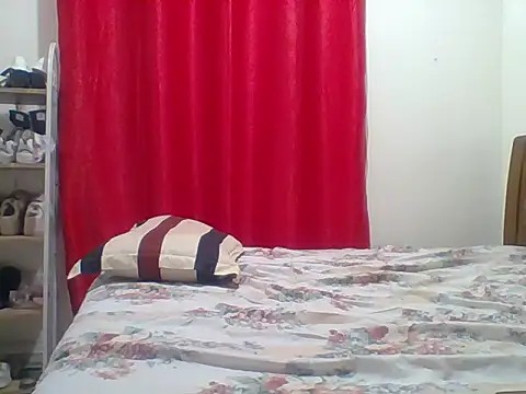 Snapshot of sexy__candyy chatting on April 23, 2026, 8:21 pm sexy candyy online show from April 23, 2026, 8:21 pm