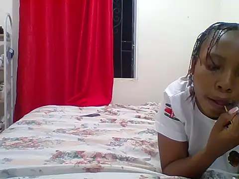 Snapshot of sexy__candyy chatting on March 6, 2026, 4:13 pm sexy candyy online show from March 6, 2026, 4:13 pm