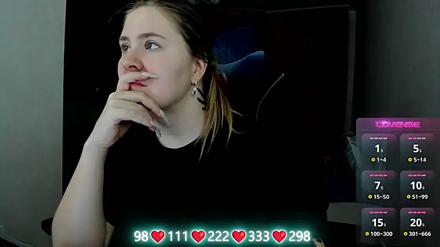 Olivia Munk online show from February 26, 2026, 3:50 am