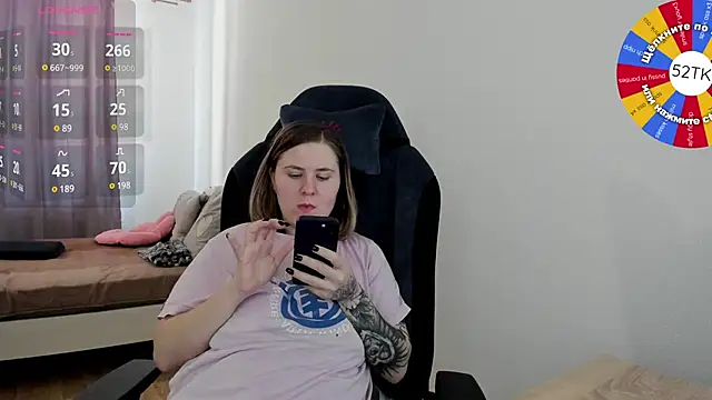 Snapshot of Olivia_Munk chatting on February 20, 2025, 9:11 am Olivia Munk online show from February 20, 2025, 9:11 am