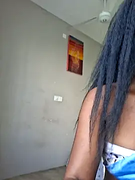Snapshot of Kamdollie chatting on May 29, 2026, 6:41 am Kamdollie online show from May 29, 2026, 6:41 am