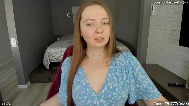 Snapshot of LizaGost chatting on June 8, 2026, 10:16 am LizaGost online show from June 8, 2026, 10:16 am