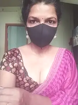 Snapshot of Shuttii_25 chatting on March 16, 2026, 4:42 am Shuttii 25 online show from March 16, 2026, 4:42 am