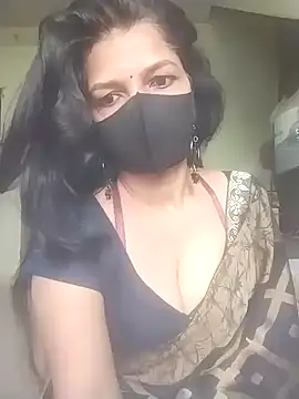 Snapshot of Shuttii_25 chatting on February 17, 2026, 4:21 am Shuttii 25 online show from February 17, 2026, 4:21 am