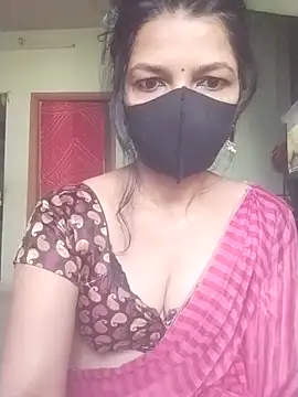 Snapshot of Shuttii_25 chatting on February 27, 2026, 4:12 am Shuttii 25 online show from February 27, 2026, 4:12 am