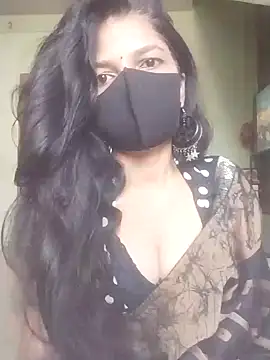 Snapshot of Shuttii_25 chatting on February 26, 2026, 5:18 am Shuttii 25 online show from February 26, 2026, 5:18 am