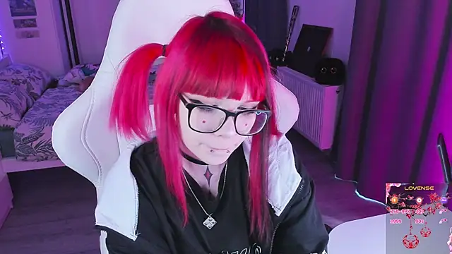 Snapshot of Yumi_Youkai chatting on October 19, 2025, 9:34 am Yumi Youkai online show from October 19, 2025, 9:34 am