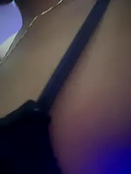 PARI Hun online show from October 5, 2025, 10:00 pm