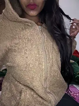 PARI Hun online show from January 4, 2025, 9:09 pm