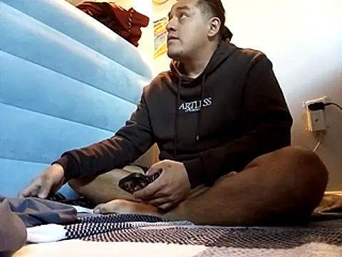 4emchp23 online show from February 4, 2026, 7:31 pm