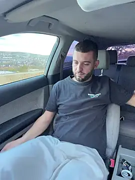 ElChapoGuzman95 online show from October 28, 2025, 5:39 am