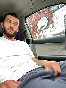 ElChapoGuzman95 online show from September 11, 2025, 5:51 am