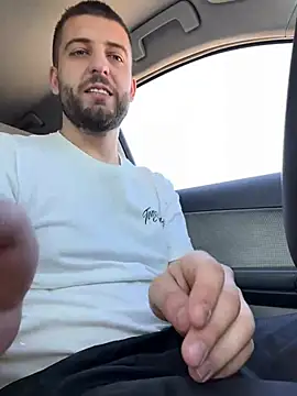 ElChapoGuzman95 online show from March 19, 2025, 9:38 am