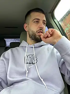 ElChapoGuzman95 online show from March 17, 2025, 7:46 am