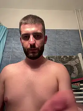 ElChapoGuzman95 online show from March 19, 2025, 6:44 pm