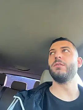 Snapshot of ElChapoGuzman95 chatting on March 16, 2026, 6:39 am ElChapoGuzman95 online show from March 16, 2026, 6:39 am