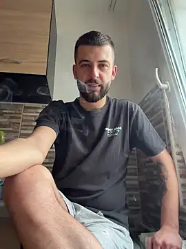 ElChapoGuzman95 online show from December 4, 2025, 6:34 am