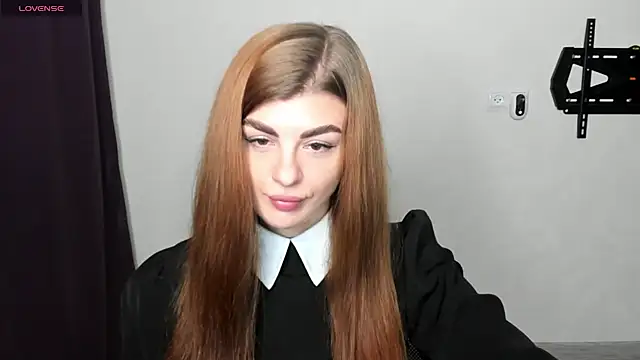  comefeelme  online show from January 28, 2025, 3:57 am