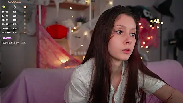 Melissa shawty  online show from October 31, 2025, 1:52 pm