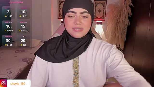 shayla 18 online show from December 20, 2025, 9:28 pm