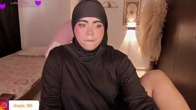 shayla 18 online show from February 6, 2026, 9:00 pm