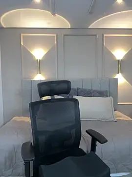 Miss blue69 online show from November 5, 2025, 1:42 am