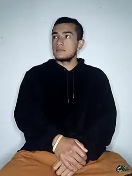 Snapshot of Thick_Cock chatting on September 28, 2025, 10:44 am Thick Cock online show from September 28, 2025, 10:44 am