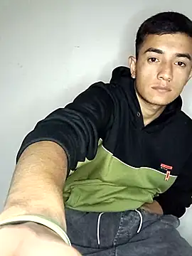 Snapshot of Thick_Cock chatting on November 18, 2025, 4:27 am Thick Cock online show from November 18, 2025, 4:27 am