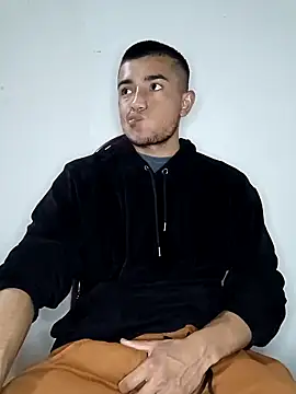 Snapshot of Thick_Cock chatting on September 14, 2025, 12:00 am Thick Cock online show from September 14, 2025, 12:00 am