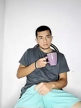 Snapshot of Thick_Cock chatting on March 9, 2025, 1:04 am Thick Cock online show from March 9, 2025, 1:04 am