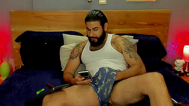 Snapshot of Prometeo-grizzly chatting on October 13, 2025, 12:07 pm Prometeo-grizzly online show from October 13, 2025, 12:07 pm