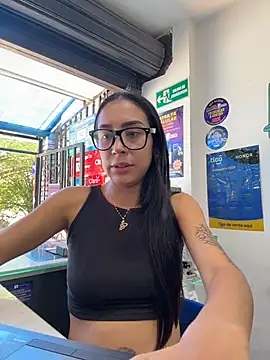  alabina  online show from February 12, 2026, 7:02 pm