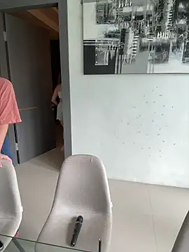 Snapshot of Nura_n_Sarah chatting on March 8, 2025, 5:07 am Nura n Sarah online show from March 8, 2025, 5:07 am