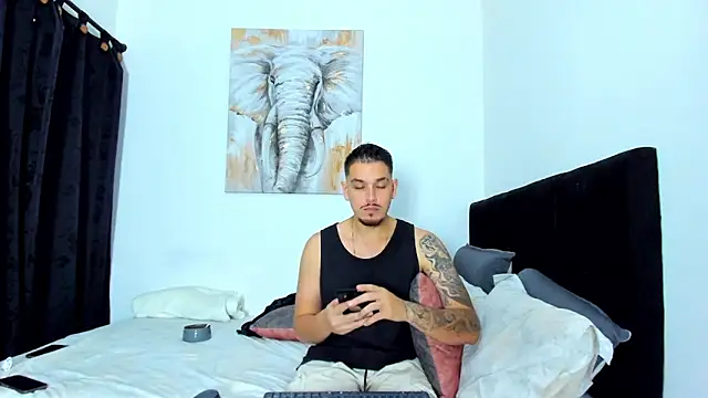 Rose dom online show from December 8, 2024, 1:41 am