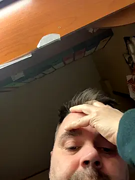 Snapshot of h4cAlex chatting on January 7, 2026, 7:08 pm h4cAlex online show from January 7, 2026, 7:08 pm