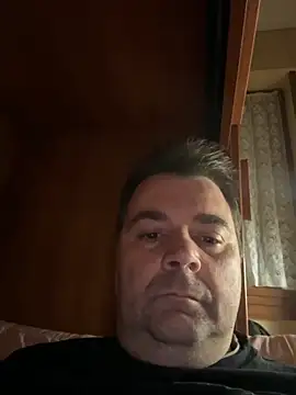 Snapshot of h4cAlex chatting on December 1, 2025, 7:04 pm h4cAlex online show from December 1, 2025, 7:04 pm