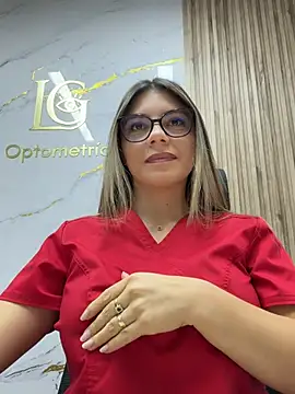 Snapshot of alicee16 chatting on February 2, 2026, 8:30 pm alicee16 online show from February 2, 2026, 8:30 pm