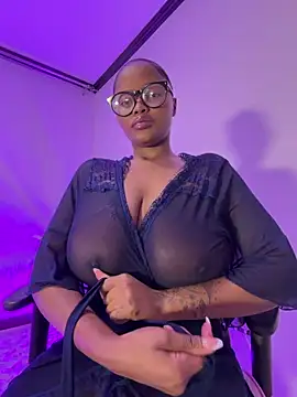Snapshot of Neelo-Smith chatting on June 5, 2026, 4:17 am Neelo-Smith online show from June 5, 2026, 4:17 am