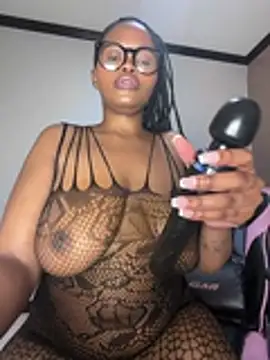 Neelo-Smith online show from June 24, 2026, 10:07 pm