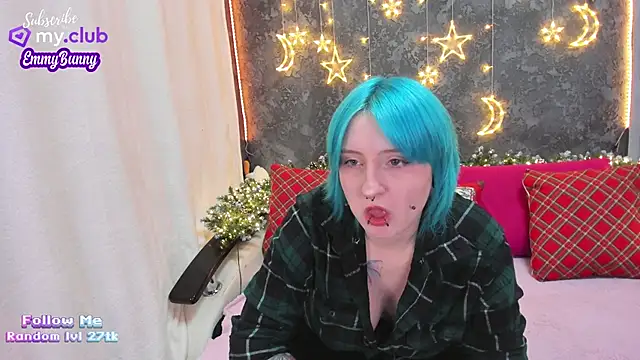 EmmyBunny online show from December 16, 2024, 5:54 pm