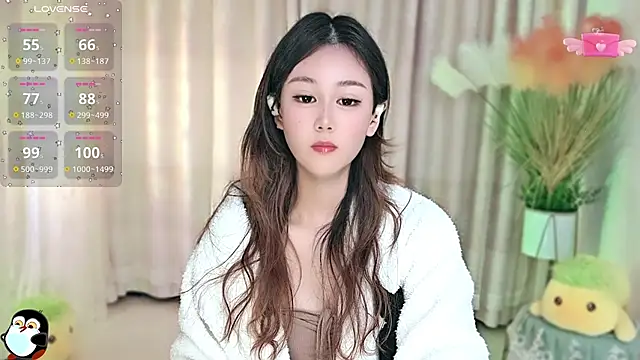 Snapshot of Aimee-520 chatting on October 24, 2025, 10:53 pm Aimee-520 online show from October 24, 2025, 10:53 pm