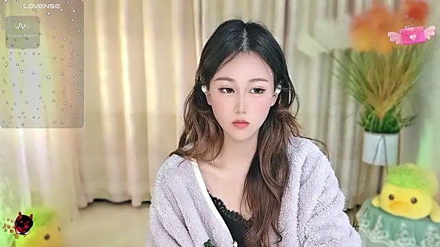 Snapshot of Aimee-520 chatting on October 30, 2025, 11:45 pm Aimee-520 online show from October 30, 2025, 11:45 pm