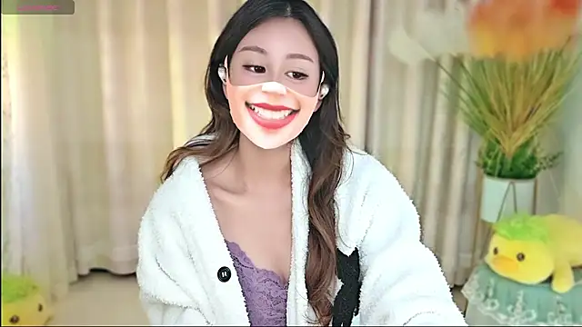 Snapshot of Aimee-520 chatting on November 7, 2025, 6:40 am Aimee-520 online show from November 7, 2025, 6:40 am